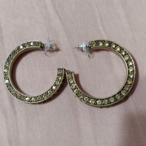 NWOT Chico's Antique Gold Tone Hoop Earrings with Champagne CZ's - Picture 1 of 1